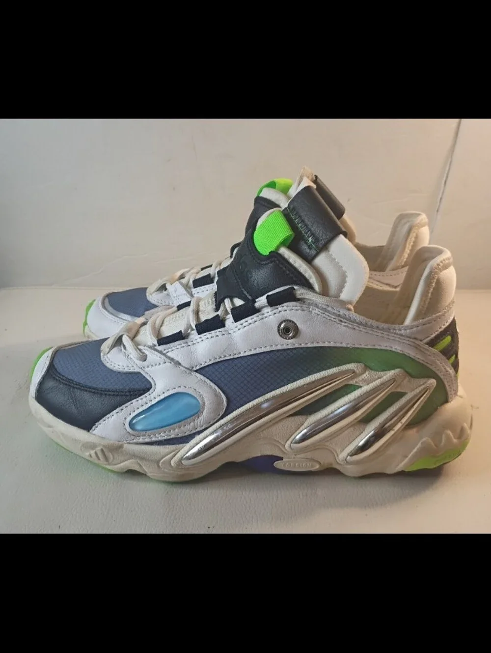 ADIDAS Sankuanz X Solution Streetball White Silver Metallic FY3504 Mens 5.5